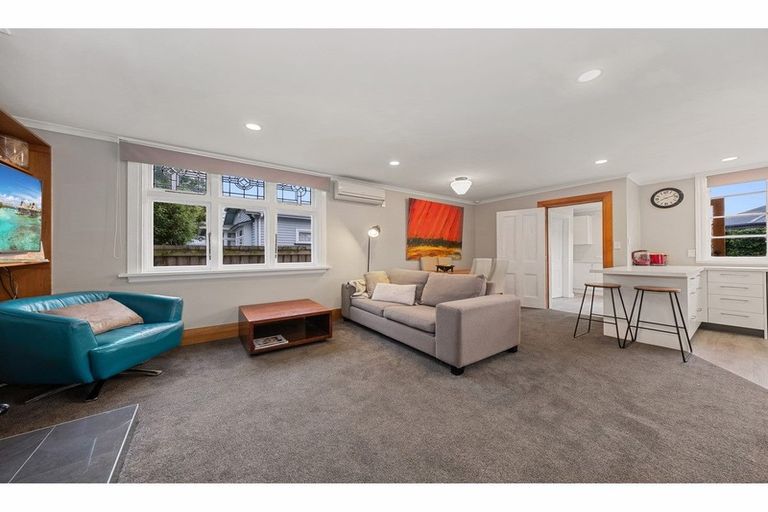 Photo of property in 169 Geraldine Street, Edgeware, Christchurch, 8013