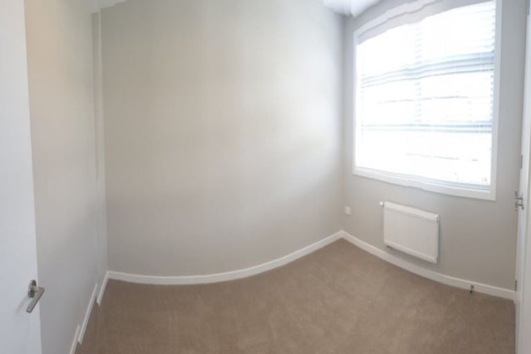 Photo of property in 7b Chamberlain Road, Karori, Wellington, 6012