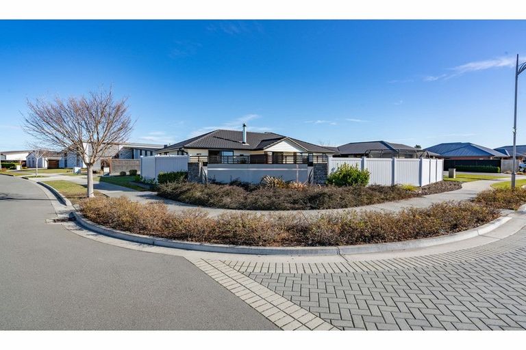Photo of property in 15 Foxton Drive, Kaiapoi, 7630