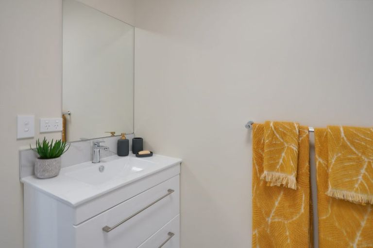 Photo of property in 2/58 Geraldine Street, Edgeware, Christchurch, 8013