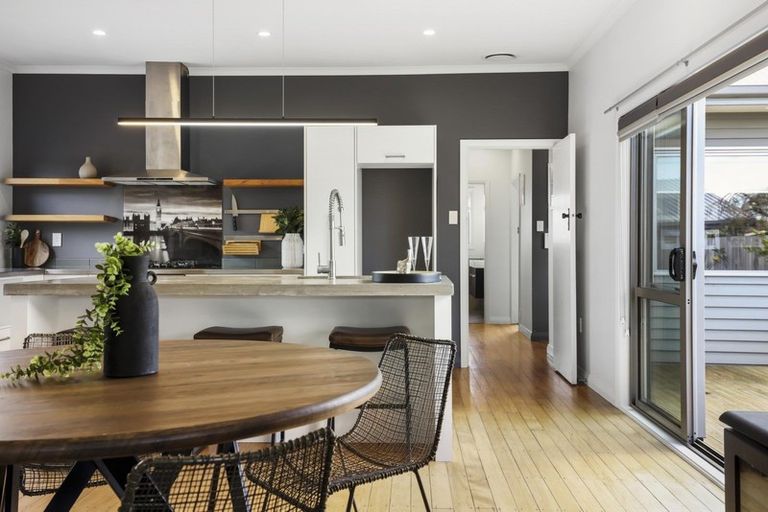 Photo of property in 32u5 Forsyth Street, Saint Andrews, Hamilton, 3200