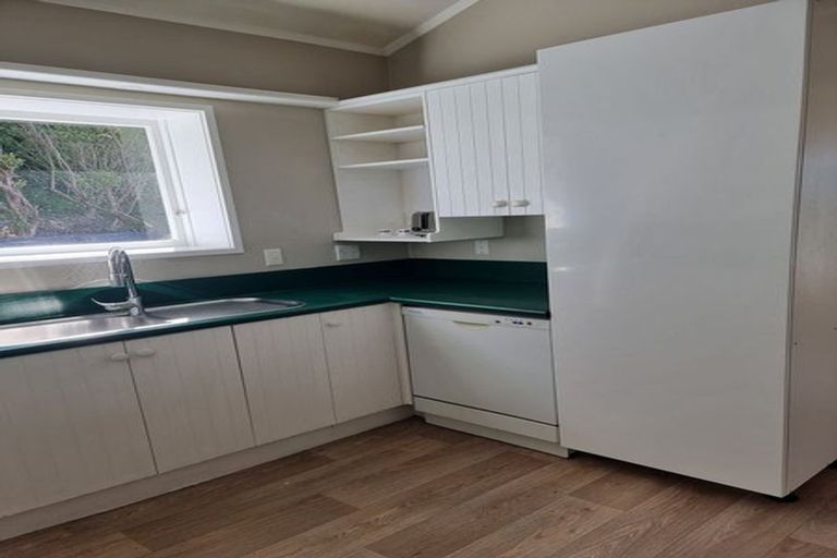 Photo of property in 14 Rajkot Terrace, Broadmeadows, Wellington, 6035