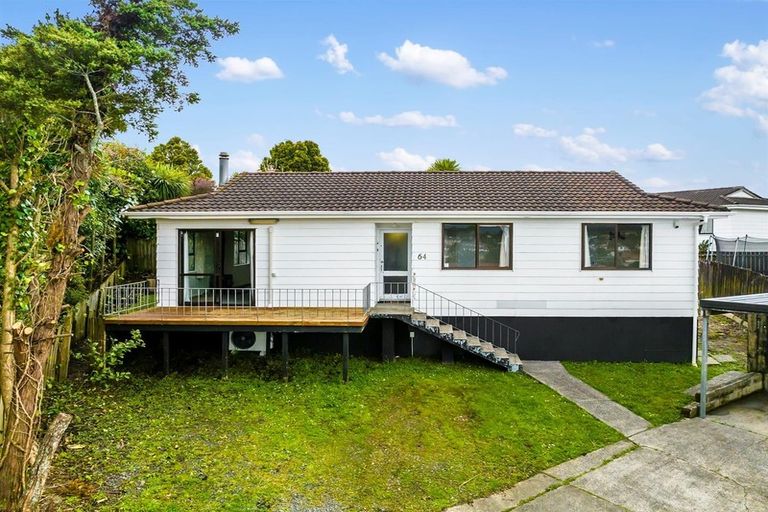 Photo of property in 64 Sunvue Road, Glen Eden, Auckland, 0602