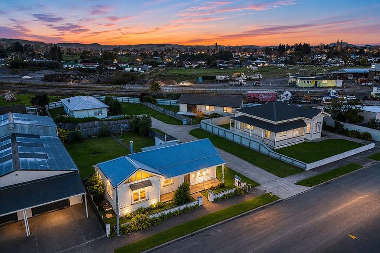 Photo of property in 5 Collins Street, Waipawa, 4210