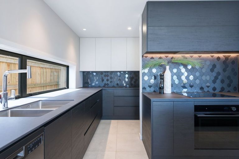 Photo of property in 16 Ledger Road, Atawhai, Nelson, 7010