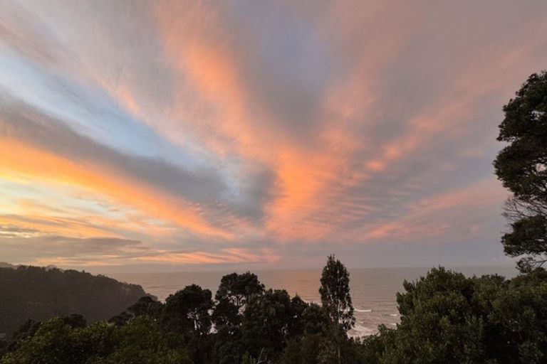 Photo of property in 16 Pohutukawa Avenue, Ohope, 3121