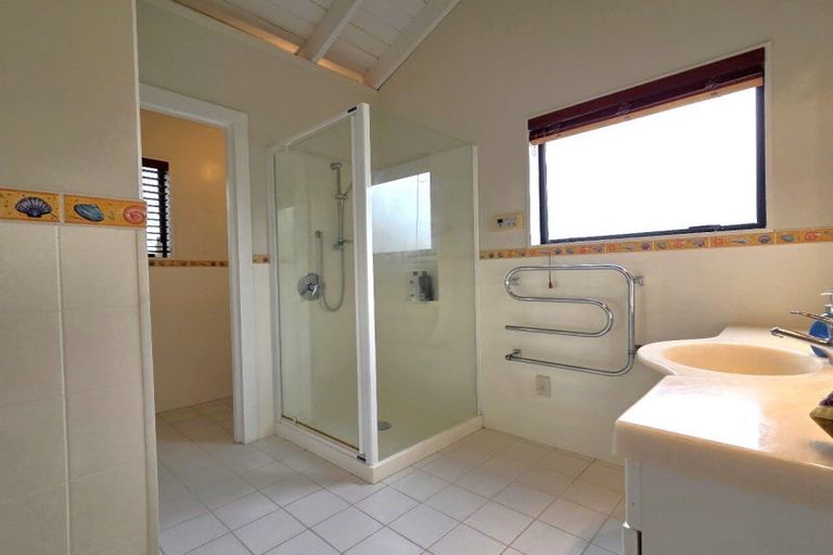 Photo of property in 328b Kenwood Drive, Matarangi, Whitianga, 3592