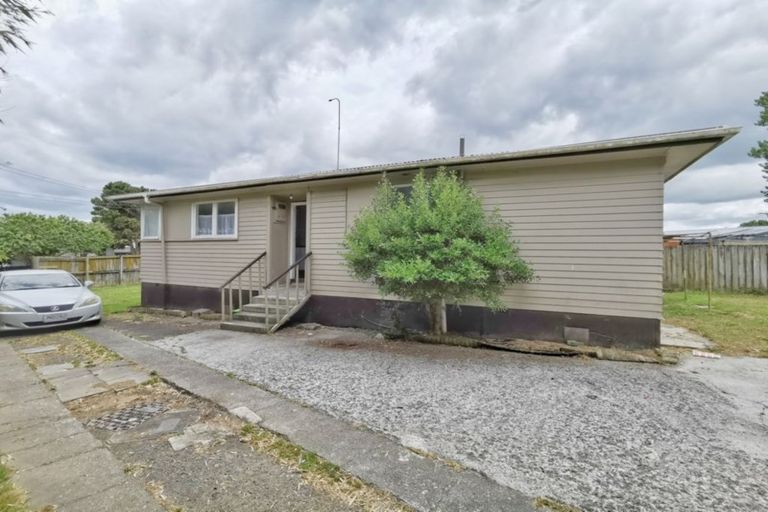 Photo of property in 85 Cargill Street, Papakura, 2110
