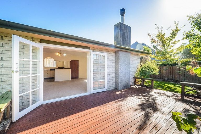 Photo of property in 40 Titoki Street, Palmerston North, 4414