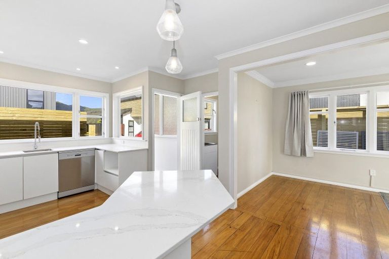 Photo of property in 894b High Street, Avalon, Lower Hutt, 5011