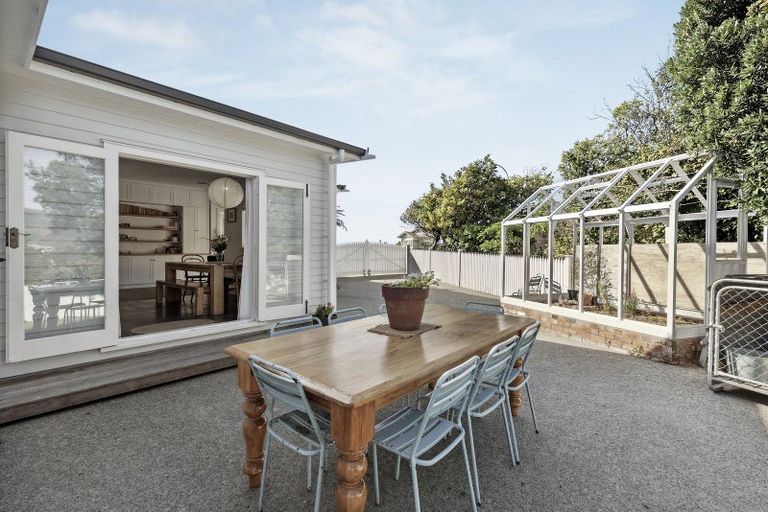 Photo of property in 1 Britannia Heights, Stepneyville, Nelson, 7010