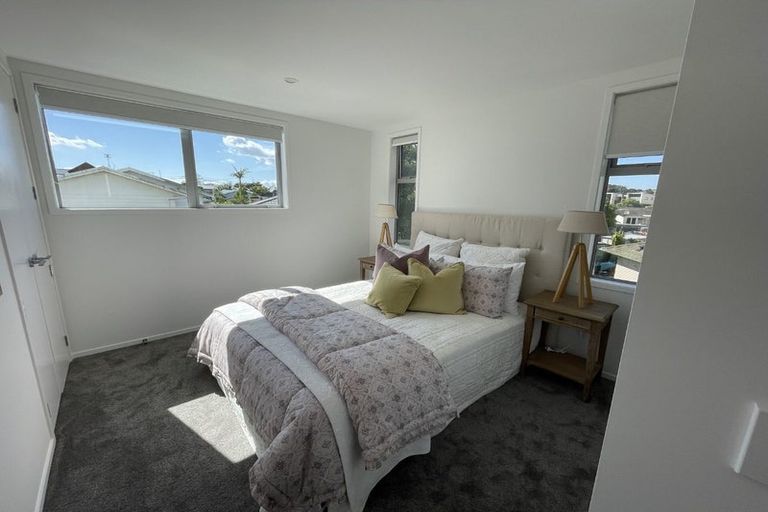 Photo of property in 2/81 Kervil Avenue, Te Atatu Peninsula, Auckland, 0610