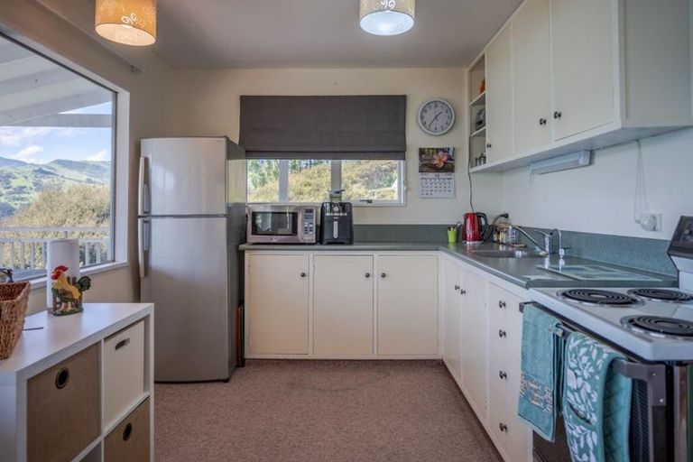 Photo of property in 33 Kingfisher Road, Takamatua, 7581