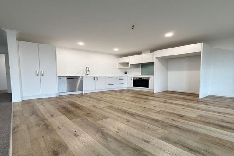 Photo of property in 11 Tauroa Drive, Tuakau, 2121