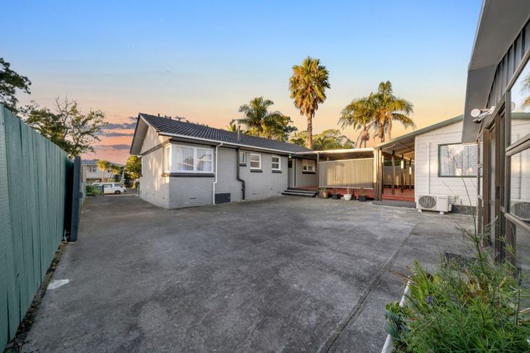 Photo of property in 38 Pinedale Place, Henderson, Auckland, 0610