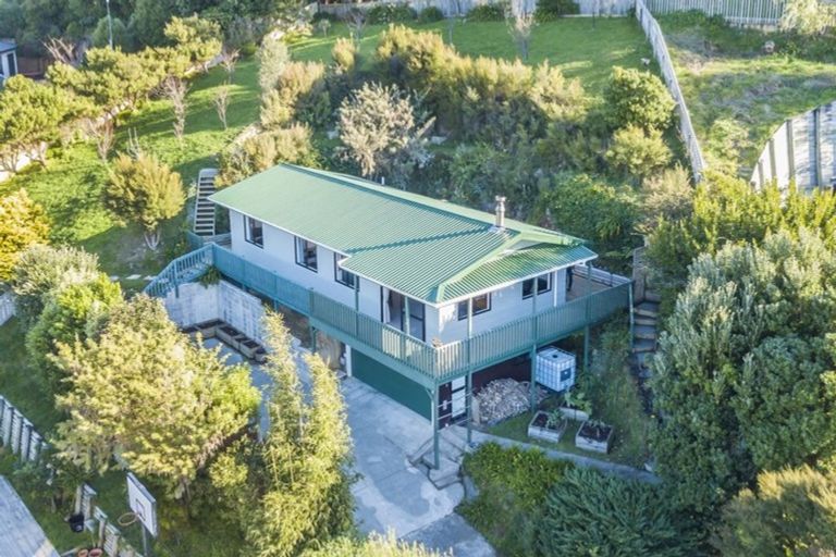 Photo of property in 22 Shackle Lane, Whitby, Porirua, 5024