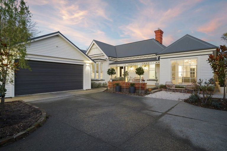 Photo of property in 28 Hawkesbury Avenue, St Albans, Christchurch, 8014