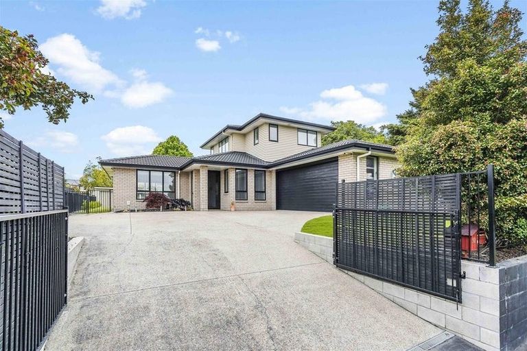 Photo of property in 92 Beerescourt Road, Beerescourt, Hamilton, 3200