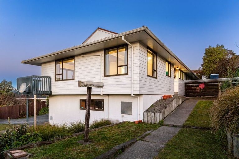 Photo of property in 31a Bodmin Terrace, Camborne, Porirua, 5026