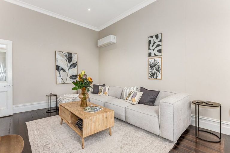 Photo of property in 160 Daniell Street, Newtown, Wellington, 6021