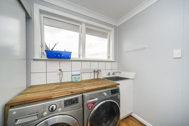 Photo of property in 23 Langley Avenue, Milson, Palmerston North, 4414