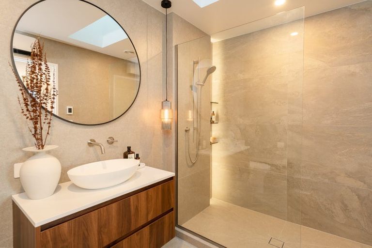 Photo of property in 76 Wai-iti Terrace, Bryndwr, Christchurch, 8052