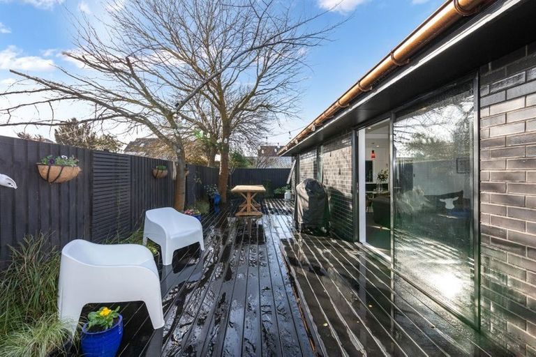 Photo of property in 1/157 Innes Road, St Albans, Christchurch, 8052