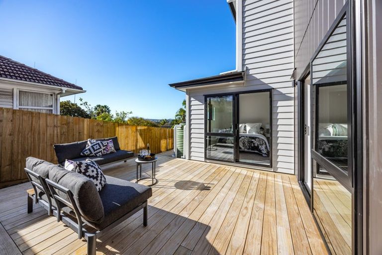 Photo of property in 4d Glenmore Road, Sunnyhills, Auckland, 2010