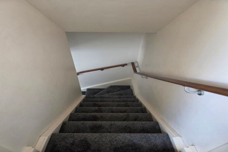 Photo of property in 3/66 Kawaha Point Road, Kawaha Point, Rotorua, 3010