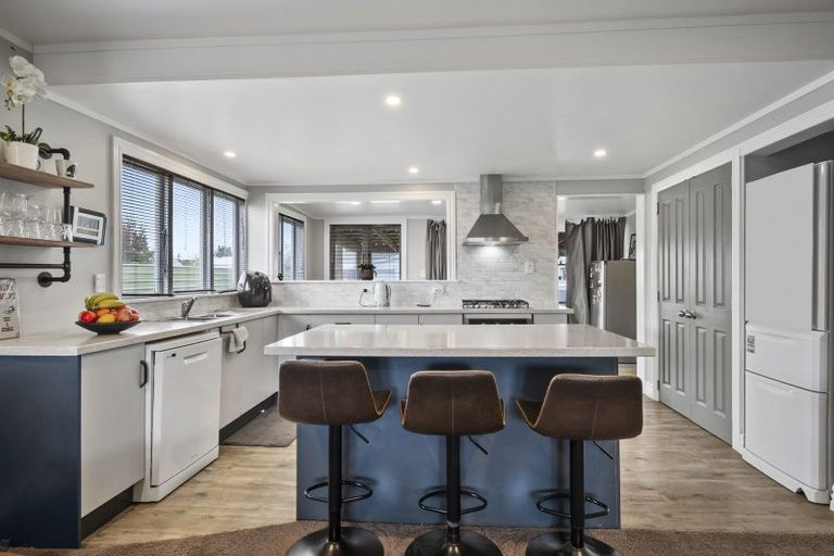 Photo of property in 35 Potaka Street, Marton, 4710