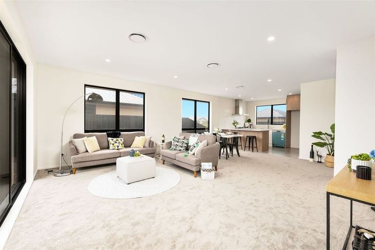 Photo of property in 46 Stationmasters Way, Prebbleton, 7604