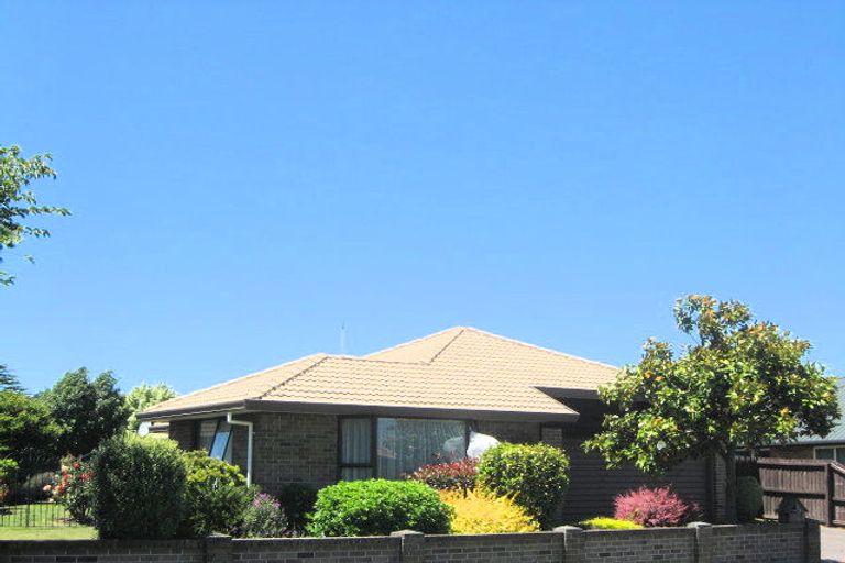 Photo of property in 29 Ben Nevis Drive, Broomfield, Christchurch, 8042