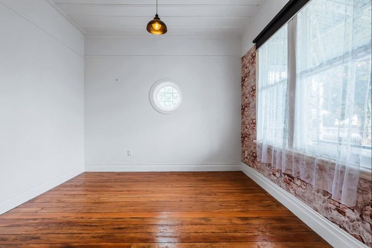 Photo of property in 8 Huia Street, Taumarunui, 3920