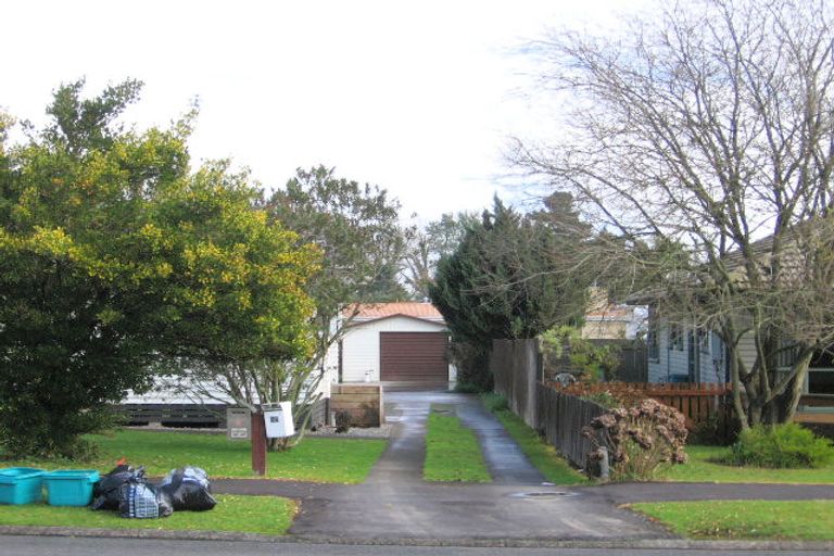 Photo of property in 2 Saxbys Road, Glenview, Hamilton, 3206