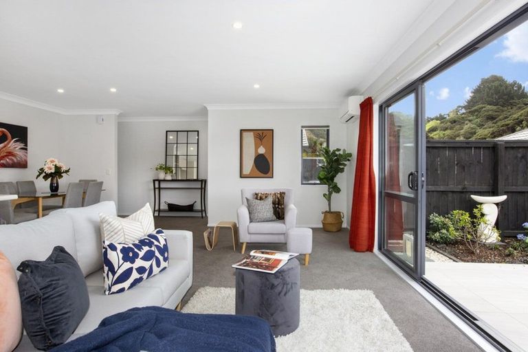 Photo of property in 27a Moonsail Drive, Whitby, Porirua, 5024