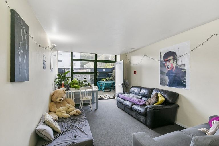 Photo of property in 17/246u Taranaki Street, Mount Cook, Wellington, 6011