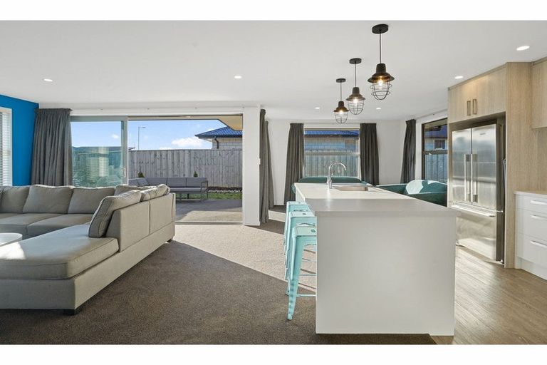 Photo of property in 1 Fry Place, Rolleston, 7614