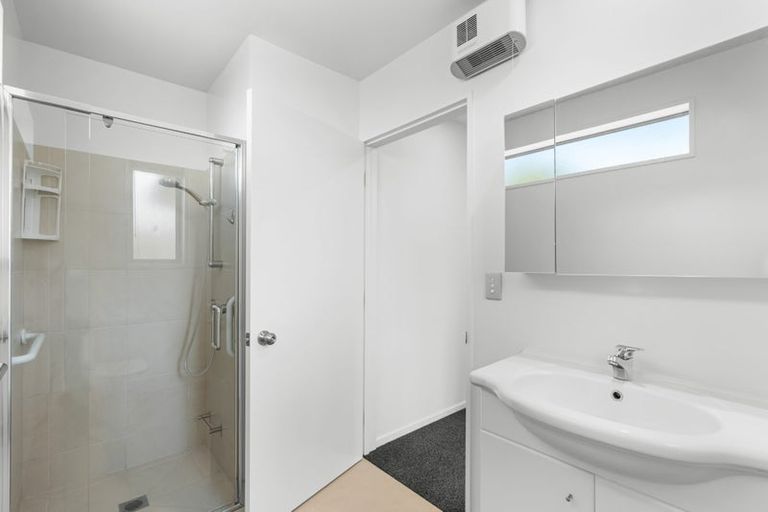 Photo of property in 273b Wairakei Road, Bryndwr, Christchurch, 8053