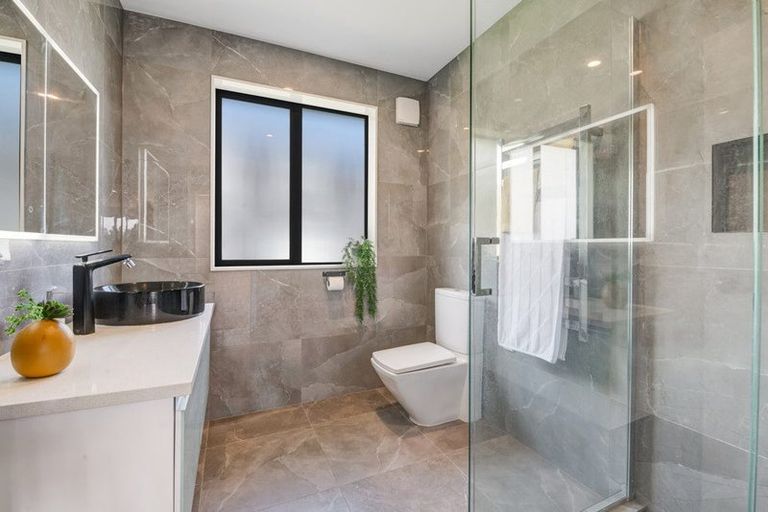 Photo of property in 5 Waititiro Rise, Stanmore Bay, Whangaparaoa, 0932