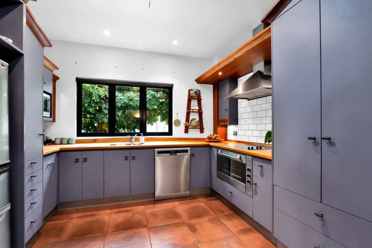 Photo of property in 35 Maire Street, Hawera, 4610