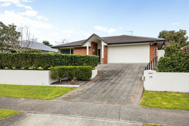Photo of property in 29 Saint James Drive, Huntington, Hamilton, 3210
