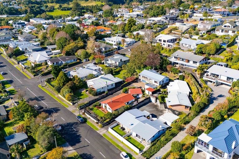 Photo of property in 24 Rimu Street, Strandon, New Plymouth, 4312