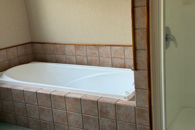 Photo of property in 1 Otupai Street, Two Mile Bay, Taupo, 3330