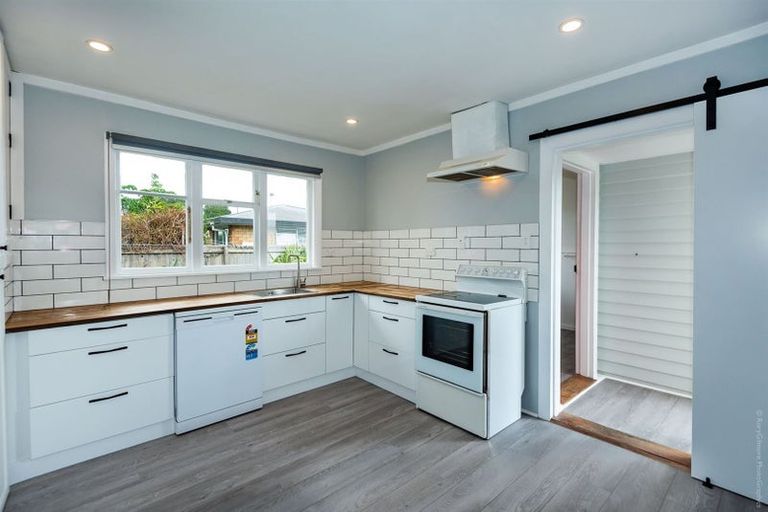 Photo of property in 52 Rutherford Street, Woolston, Christchurch, 8023