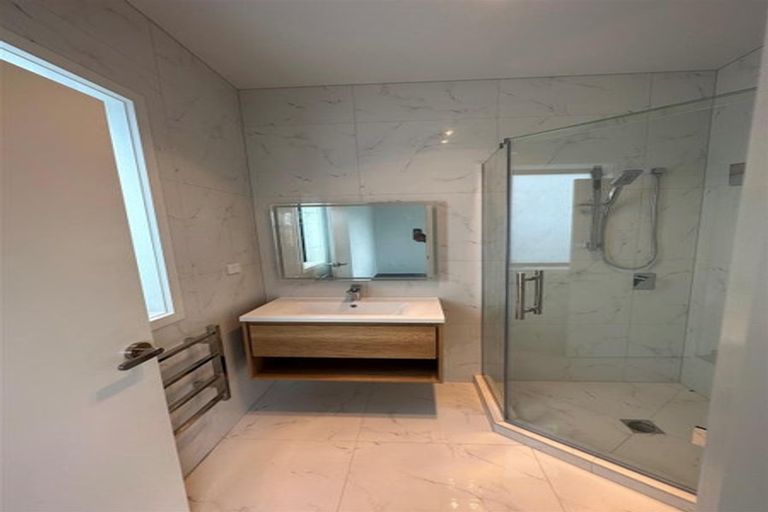 Photo of property in 24 Ogilvie Avenue, Chartwell, 3210