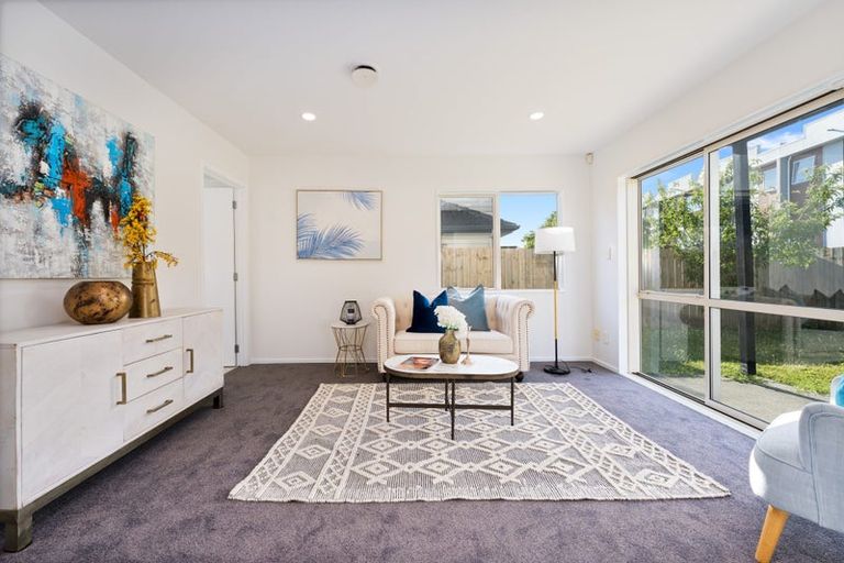 Photo of property in 7 Merlot Way, Te Atatu South, Auckland, 0610