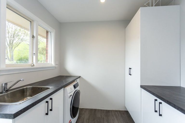 Photo of property in 23 Lochee Road, Upper Riccarton, Christchurch, 8041