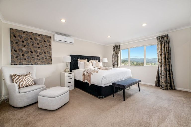 Photo of property in 42 San Prospero Crescent, Henderson, Auckland, 0612