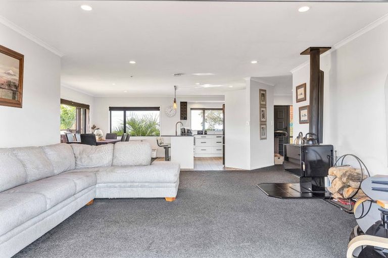 Photo of property in 402 Hursthouse Road, Tarurutangi, Inglewood, 4389