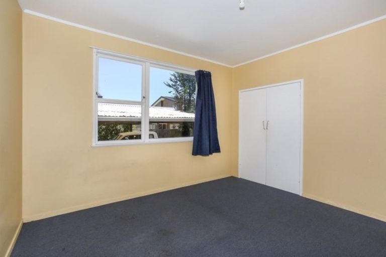 Photo of property in 30 President Avenue, Papakura, 2110